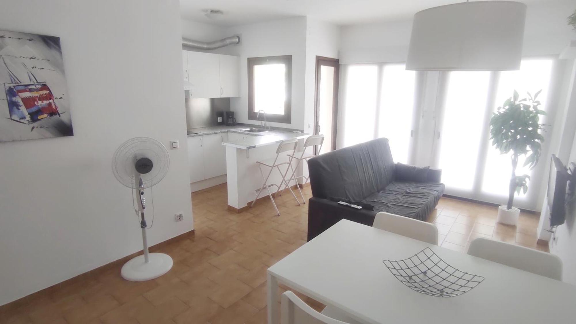 Apartamento Renovado, Luminoso, A 300M De La Playa Apartment เอมปูเรียบราบา ภายนอก รูปภาพ